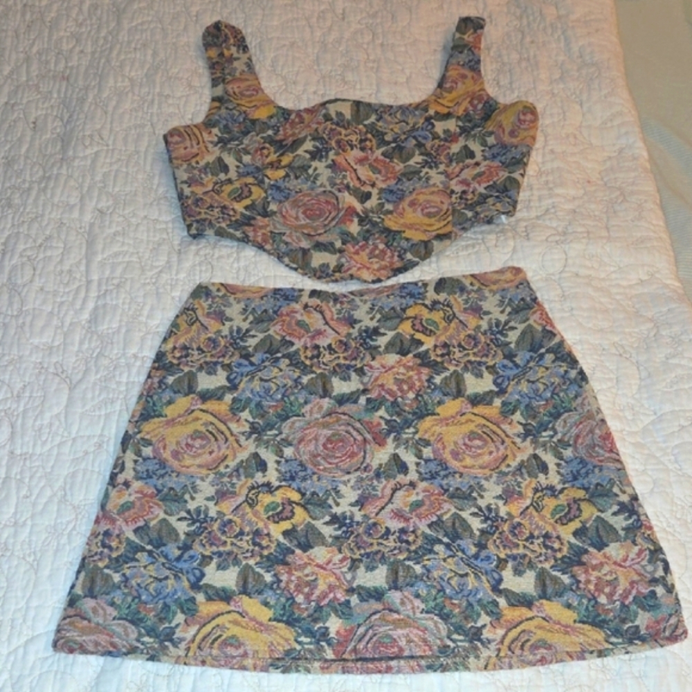 SHEIN A-Line Mini Skirt Set in Pink and Yellow